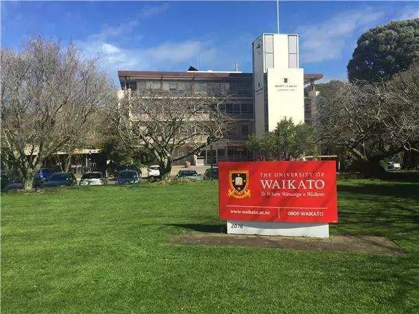 新西兰奥克兰大学宣布接受高考成绩，这些接受高考成绩的学校了解一下