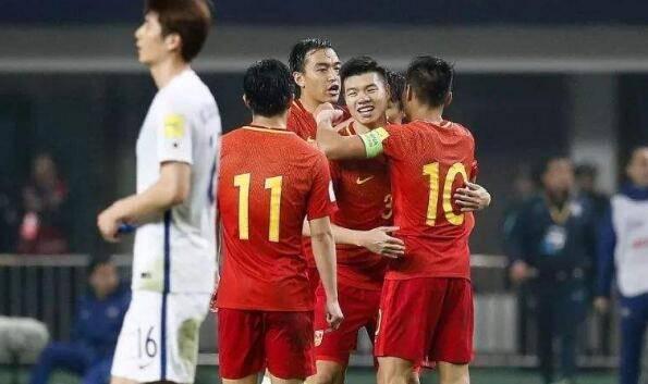 国足对阵韩国首发预测，韦世豪将回归首发阵容，多个位置或将轮换