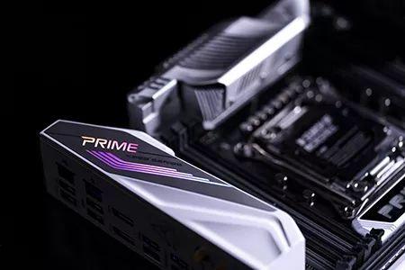 华硕PRIME X299 EDITION 30主板评测：王者座驾规格强大