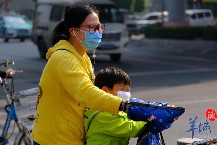 @广州人，未来几日依旧是轻度污染，出门记得戴口罩