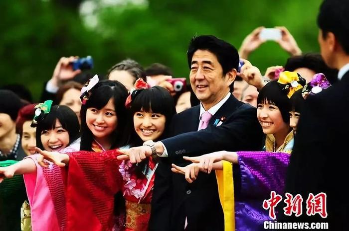 安倍晋三向日本国民道歉