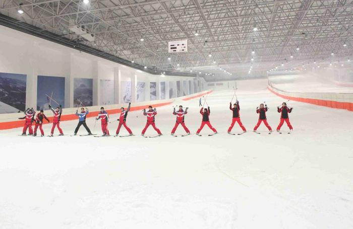 温泉、滑雪两不误！这个冬天，京郊出游就该这么玩！