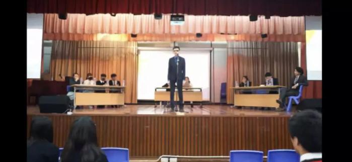 ▲辩论比赛充斥乱港辩题,被斥意图“洗脑”(来源:大公网)
