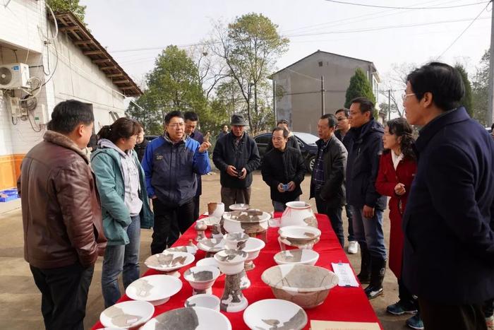 “考古中国·长江中游文明进程研究”湖南考古现场会顺利召开