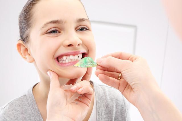 牙齿畸形矫正 真的有年龄限制吗？
