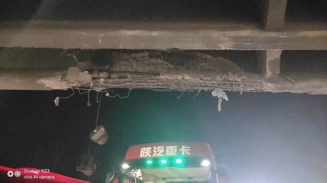 京藏高速辛庄桥，17日晚10时起不断路施工