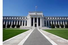 美联储维持利率不变符合预期，重申使用所有工具支撑经济