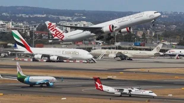 澳洲多个航班被突然取消飞中国航线，机场员工还罢工，华人都懵了