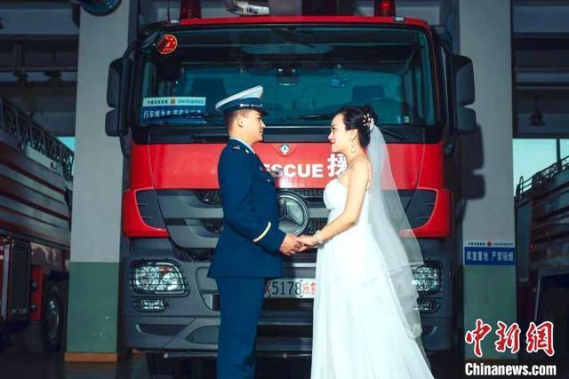 没有献花仪式只有食堂饭菜 宁夏一名消防员的特殊婚礼