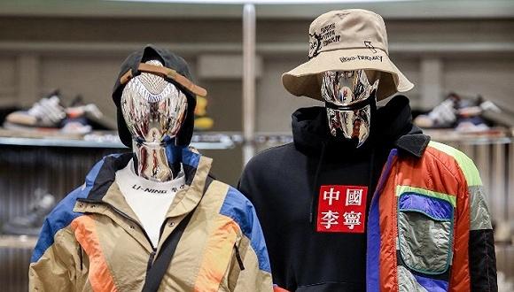 (图片来源:李宁)