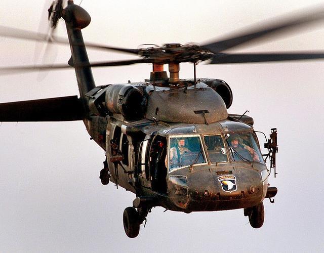 UH-60黑鹰直升机