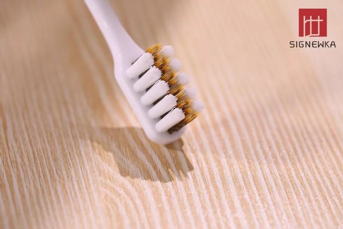 德国牙医推荐的变态牙刷？竟然比洗牙还干净，口臭牙龈出血全解决了…
