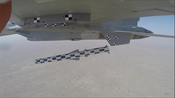 印度空军试射空射型“布拉莫斯”导弹