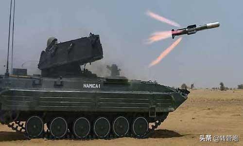 上图:“毒蛇”Nag反坦克导弹发射车。下图:BMP-2战车