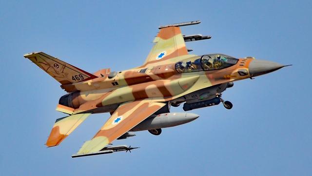 图为以色列空军装备的F-16I