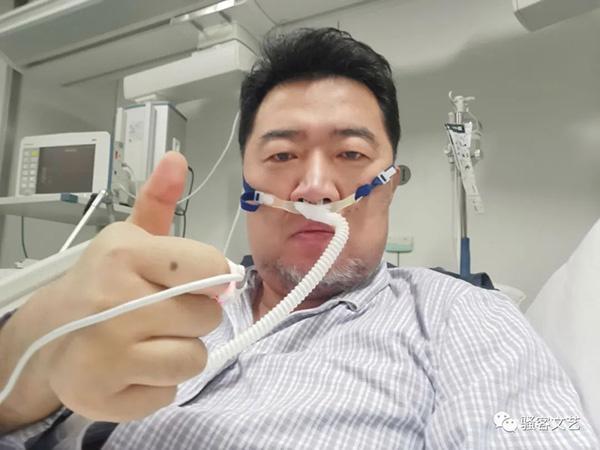刮了上嘴唇的胡子之后