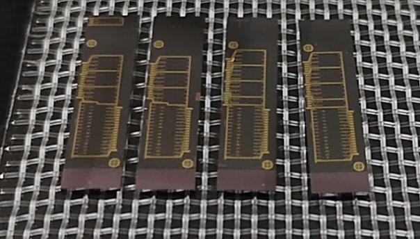 图1:相控阵激光雷达芯片样品