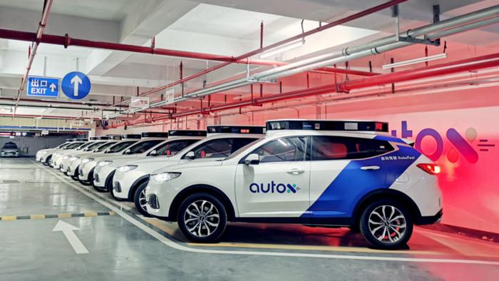 安装AutoX第四代自动驾驶硬件系统的长城SUV