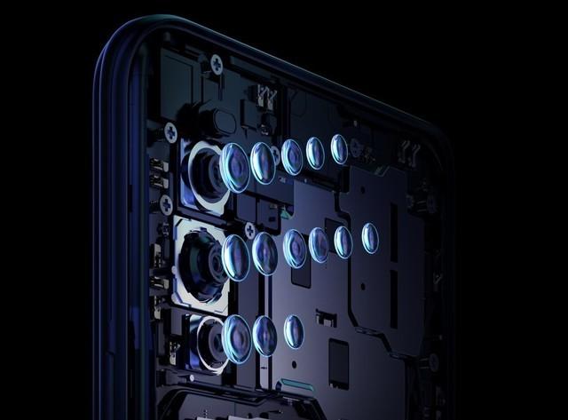 iQOO Neo3后置三摄
