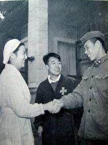 护士