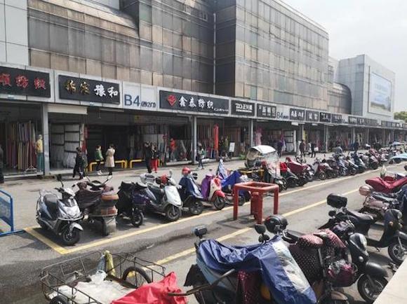 绍兴柯桥中国轻纺城市场 (图片来源:每经记者 沈溦 摄)