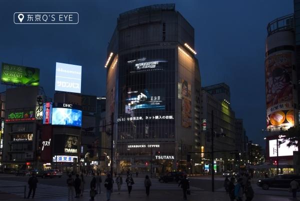 (日本涩谷Qs eyes上奥克斯发布会的预热海报)
