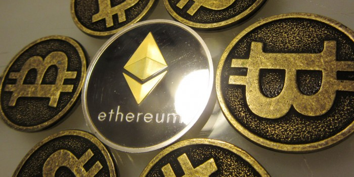 比特币是什么时候在中国发行的 w700h350z1l10t105de.jpg