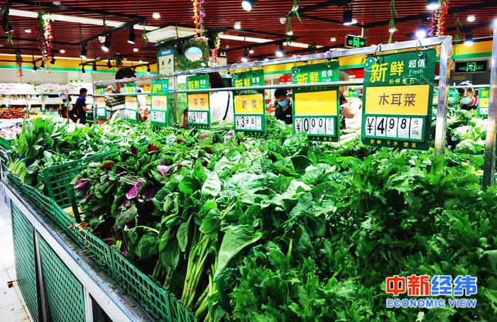 北京某超市内的蔬菜价格图 中新经纬 张燕征 摄