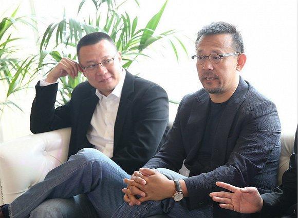 马珂与姜文。图片来源:视觉中国