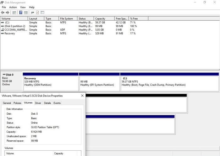 如你在上面的屏幕截图中所见,Windows 安装程序默认情况下首先将恢复分区放置在位,这违反了微软自己的分区准则。