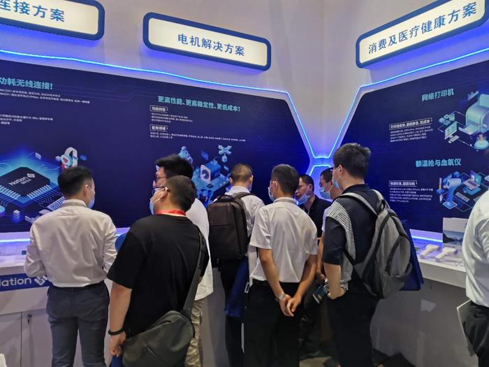 图3:现场展示,全系单电阻、双电阻、无感及有感电机解决方案