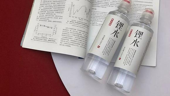 图片来源:农夫山泉官网