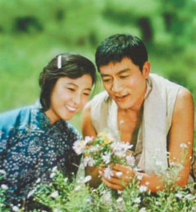 图为《张铁匠的罗曼史》剧照。