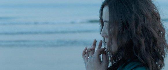 《白色月光》剧照
