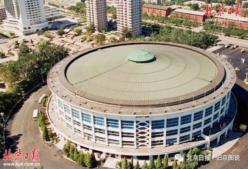1990年,工人体育场。叶用才摄