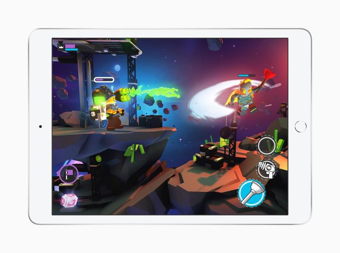 ▲ 新款 iPad 搭载 A12 仿生芯片,带来性能的大幅提升,处理速度与畅销的 Android 平板电脑相比快达三倍。