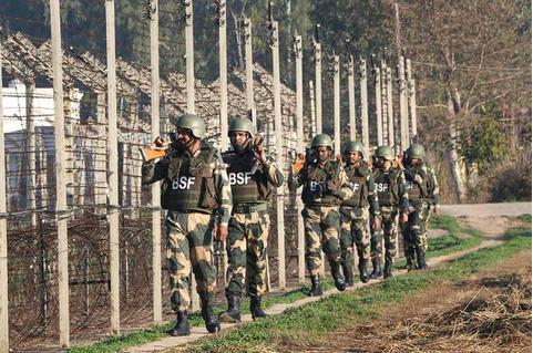 ▲印度边境安全部队(BSF)的警员。图源:印度报业托拉斯(PTI)