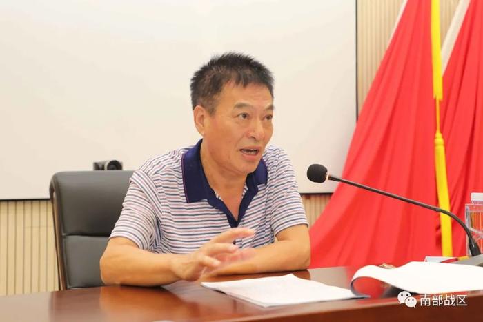 ▲ 驻地党报老师授课