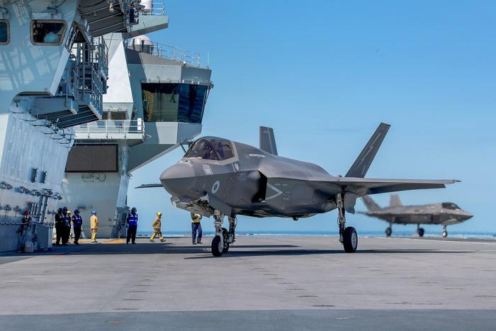英军装备的F-35B战斗机