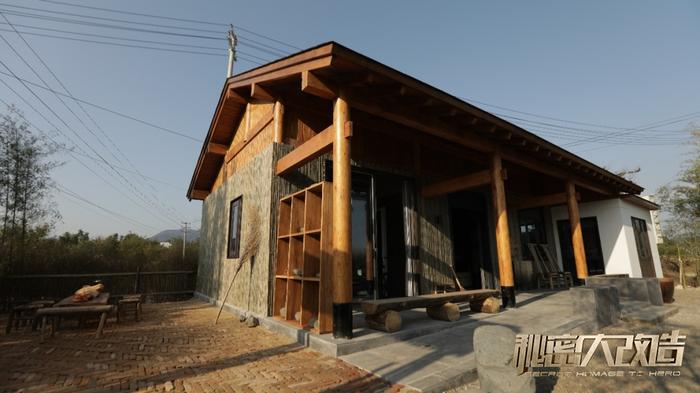 平地搭木屋，设计师巧用榫卯结构，为 “中国好人”胡晓萍建新家