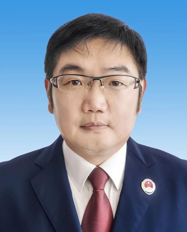 严冀钢当选市监察委员会主任，贾亚胜当选市中级人民法院院长，余书金当选市人民检察院检察长