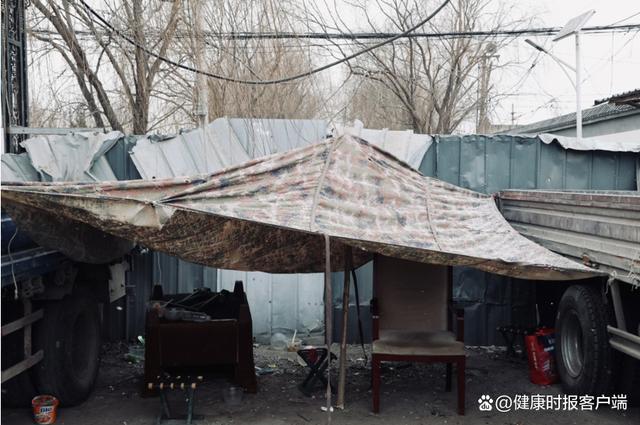 北京朝阳区石各庄：“流调中最辛苦的中国人”居住村，只进不出