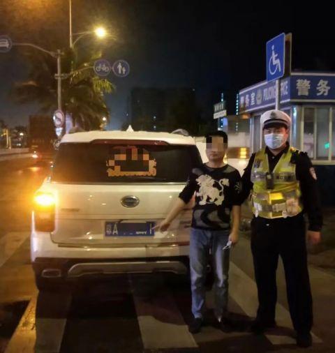 海口一男子酒后驾车撞电动车，事后竟离开现场，涉嫌危险驾驶被拘