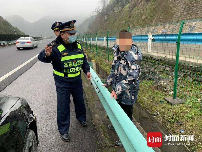 撞行人逃逸再在高速路上刮蹭货车 这名湖南肇事“司机”竟然只有12岁