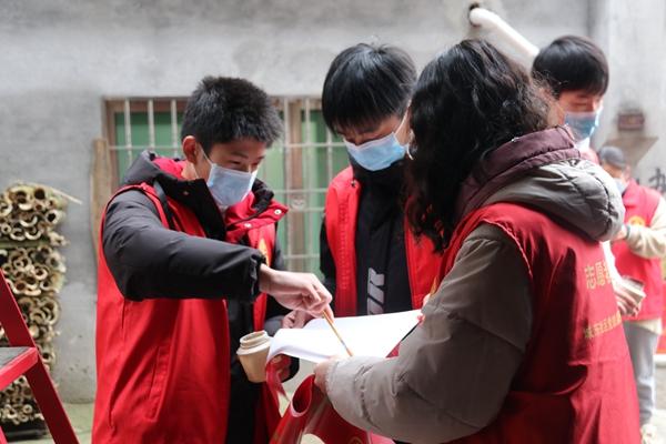 屏南县新时代文明实践中心开展“我们的节日·春节”敬老爱老主题青年志愿者活动