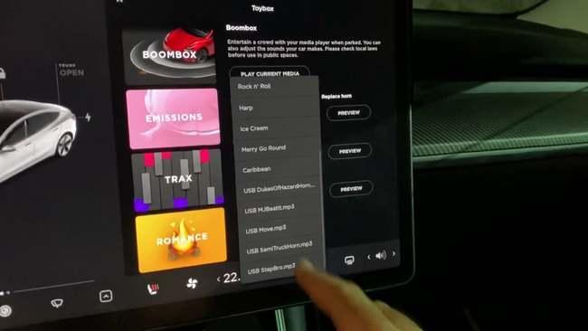 特斯拉在美召回近58万辆车：山羊叫声、放屁声等汽车喇叭音将被禁用
