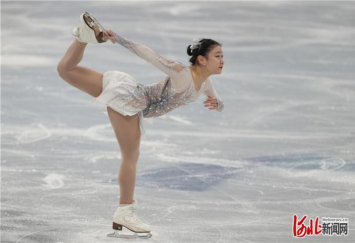 组图丨花样滑冰女子单人滑短节目比赛在首都体育馆举行