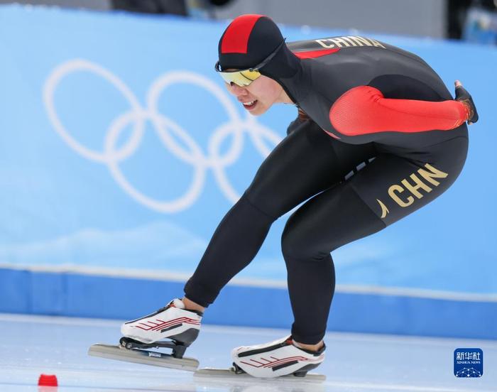 【冬奥进行时】速度滑冰女子1000米决赛 日本破奥运纪录夺金