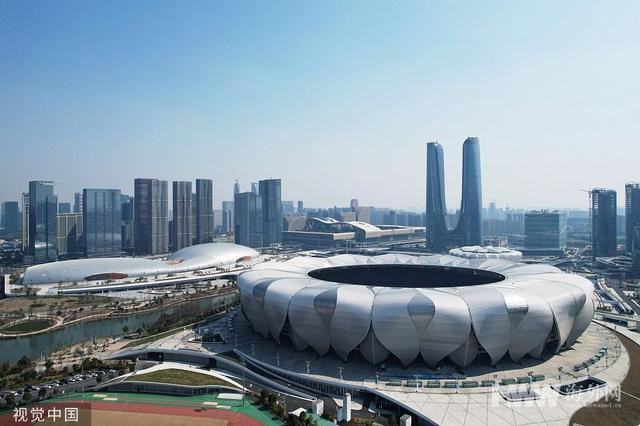 杭州亚运会迎来倒计时200天 奥体中心主体育馆宛若“莲花碗”