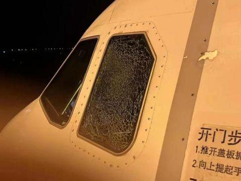 民航局回应吉祥航空客机风挡玻璃龟裂事件：并无危险 按照手册可以正常飞往目的地